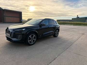 AUDI Q6 e-tron 100 kWh 50 Performance Corporate S - luchtvering