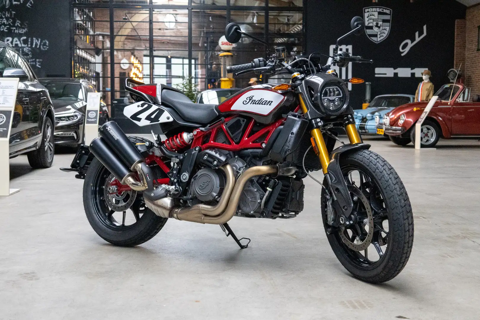 Indian FTR 1200 Carbon *Akrapovic* Rojo - 1