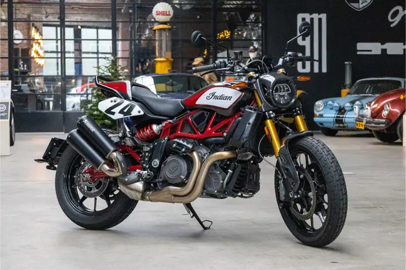 Indian FTR 1200 - foto 4