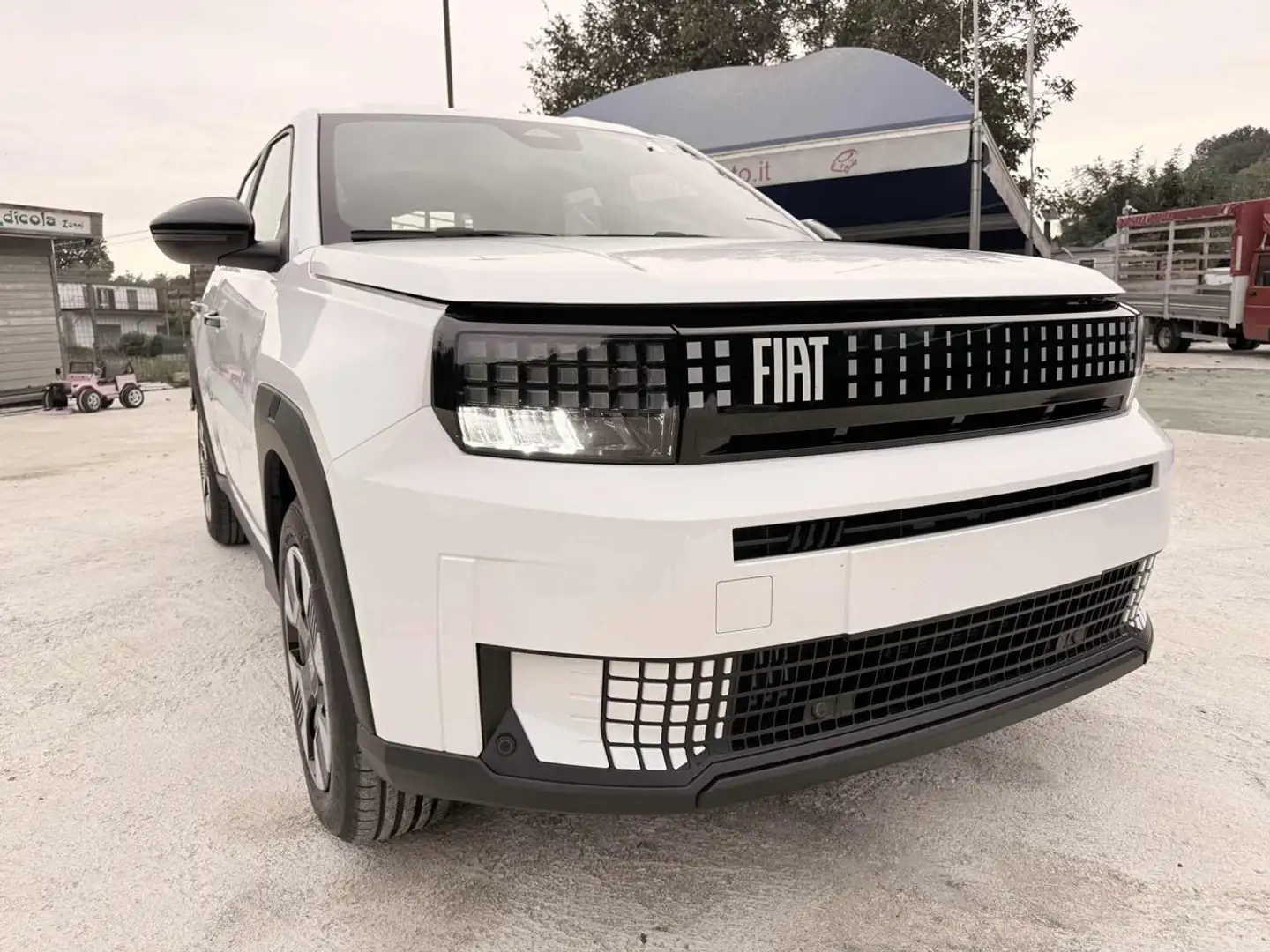 Fiat Grande Panda 1.2 Hybrid 110 CV S&S Icon Bianco - 1