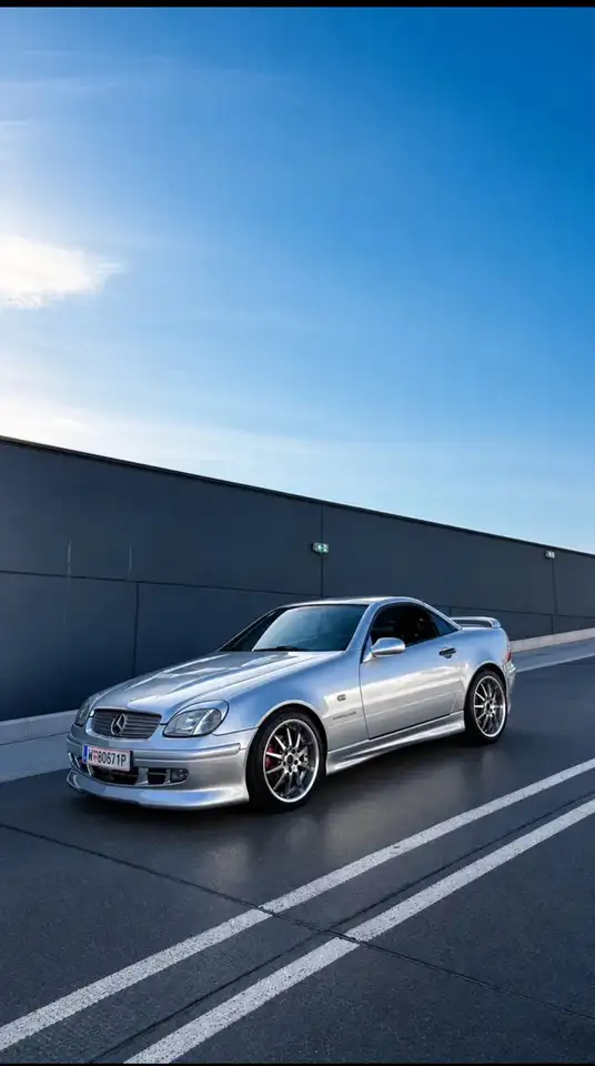 Mercedes-Benz SLK 230