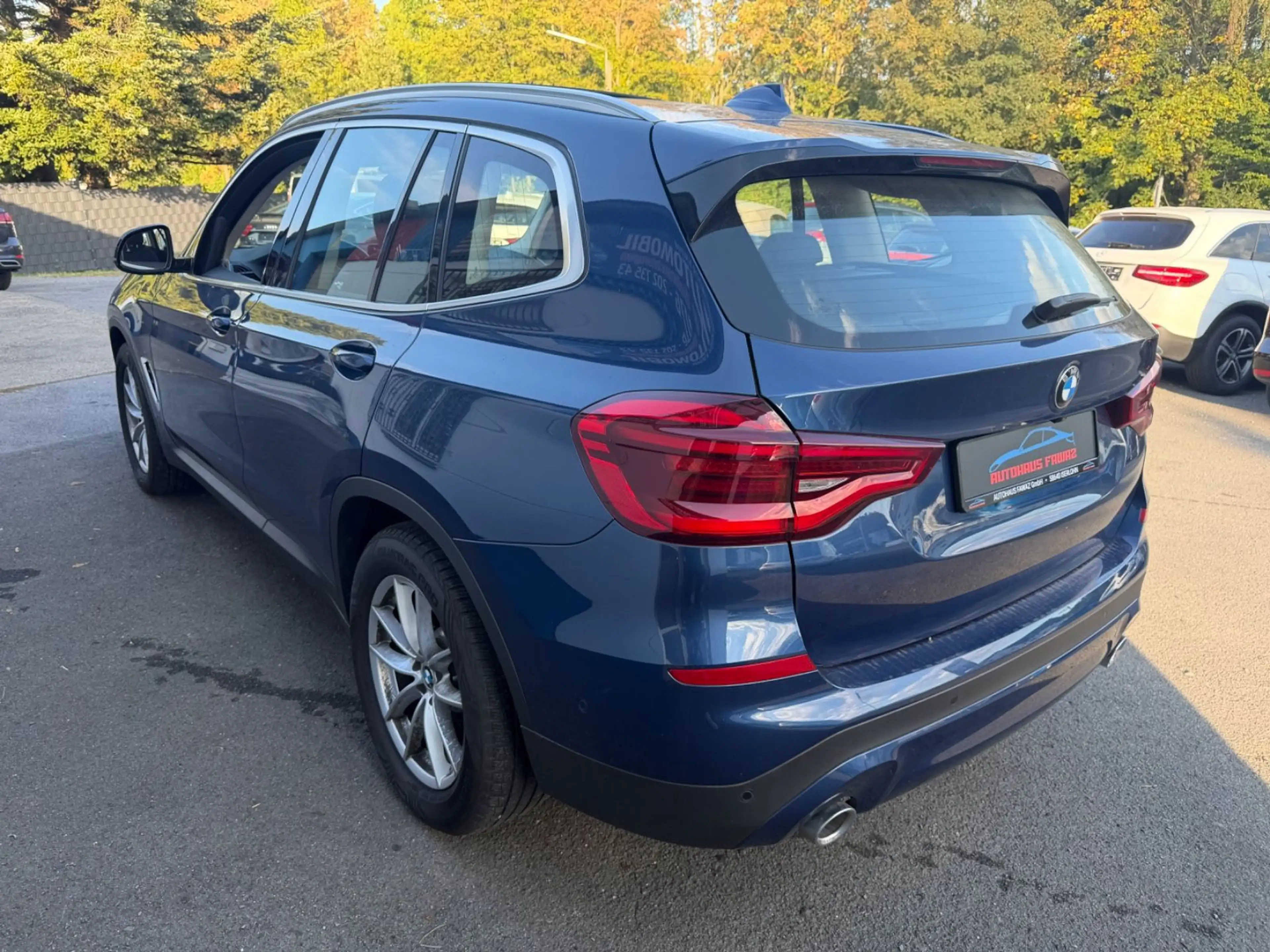BMW X3 xDrive 20 i*AHK*KAMERA*ACC*PANO — photo 4