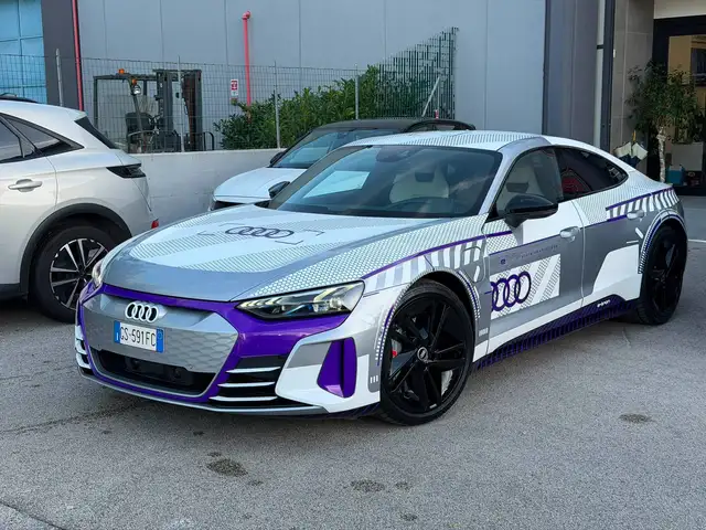 Audi RS e-tron GT Ice Race Edition 646cv 4/99