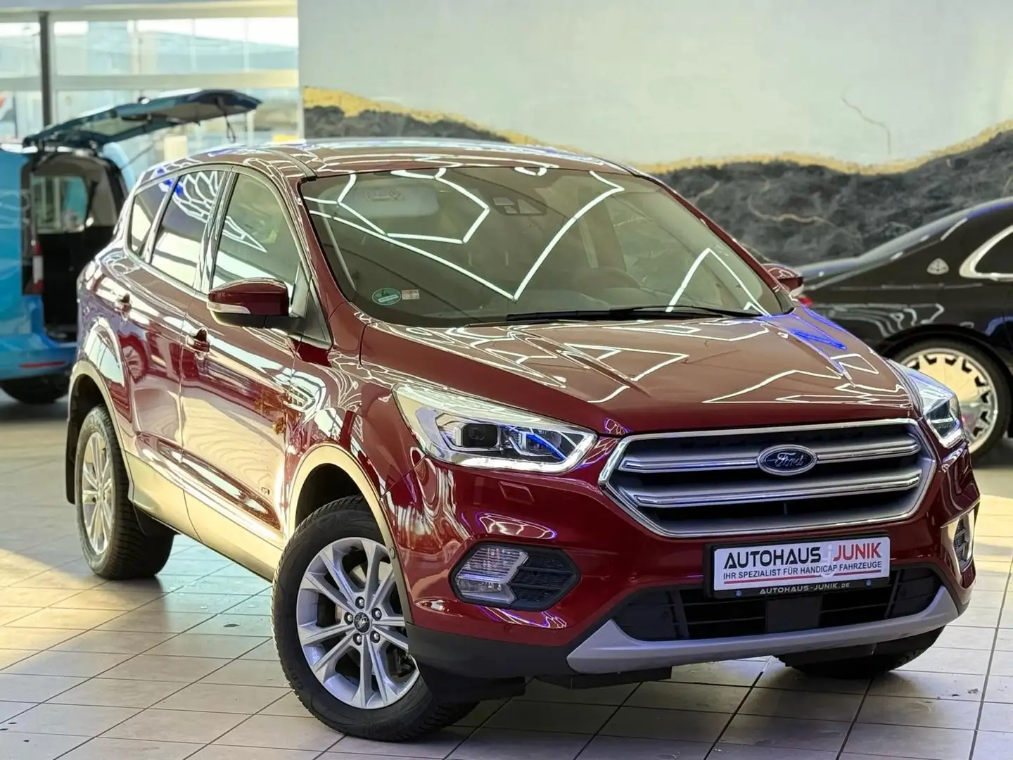 Ford Kuga Titanium-1.Hand 4AWD-Panorama-Automatik Rouge - 1