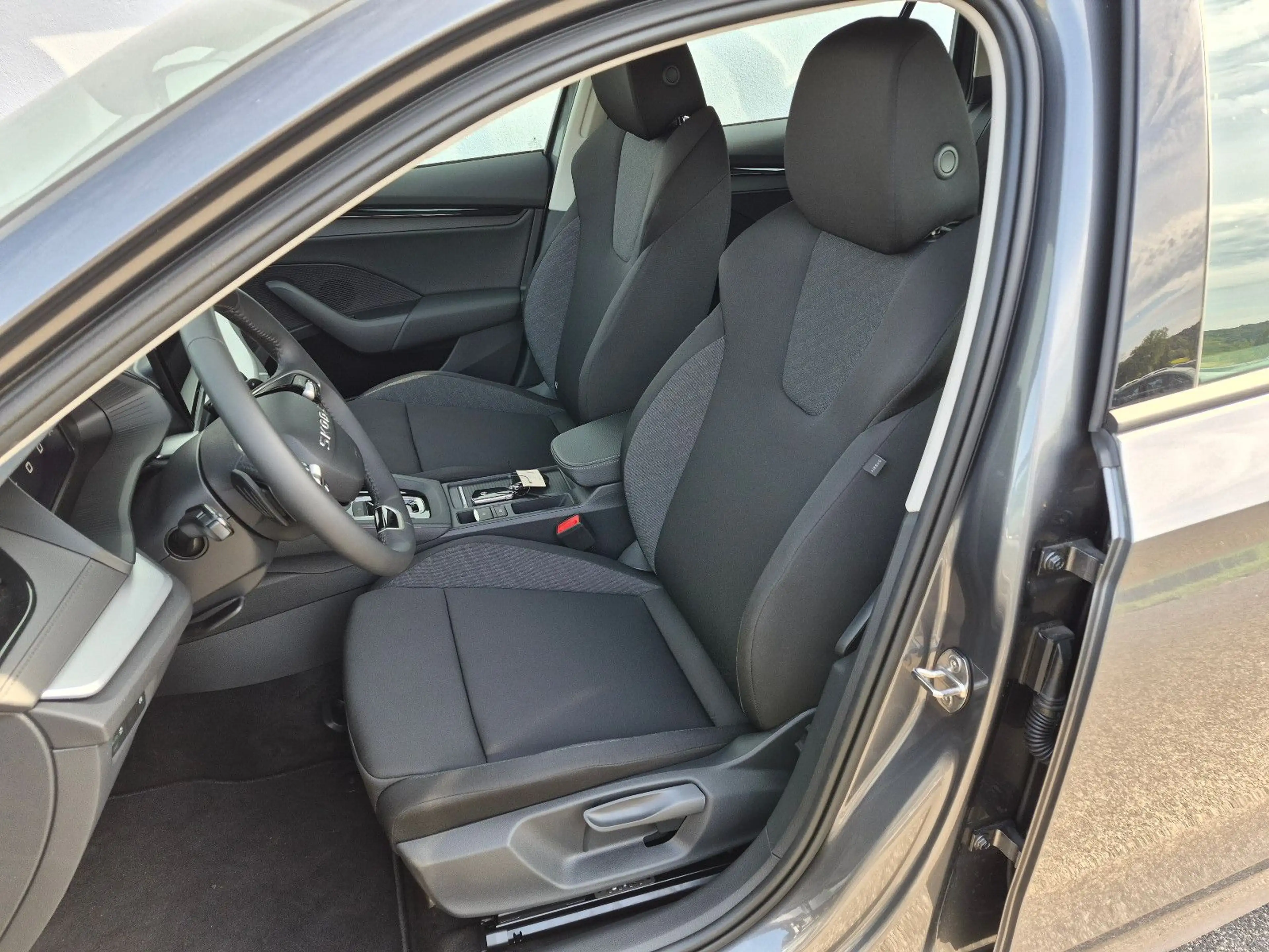 Skoda Octavia 1.5 TSI Extra Shz/Rkam/bhL/5J.Garantie — photo 8