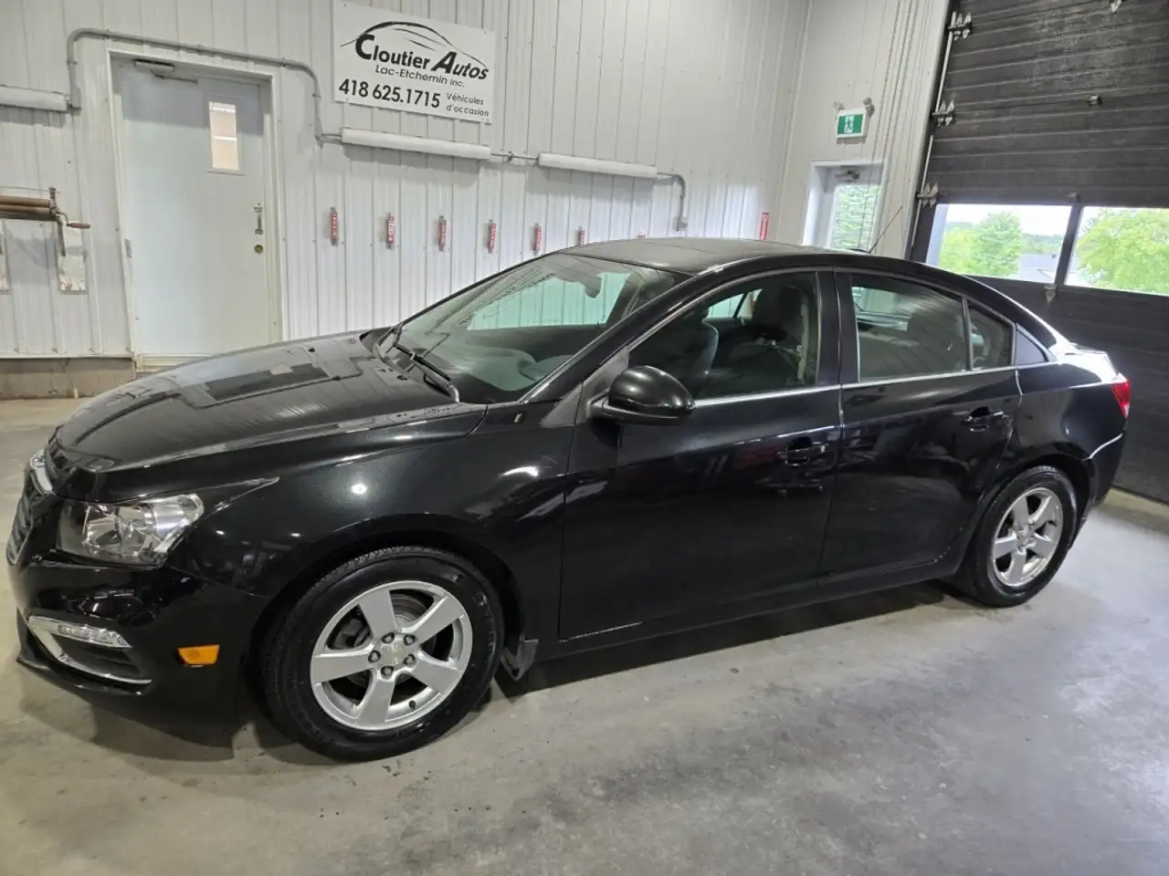 Chevrolet Cruze photo Chevrolet Cruze