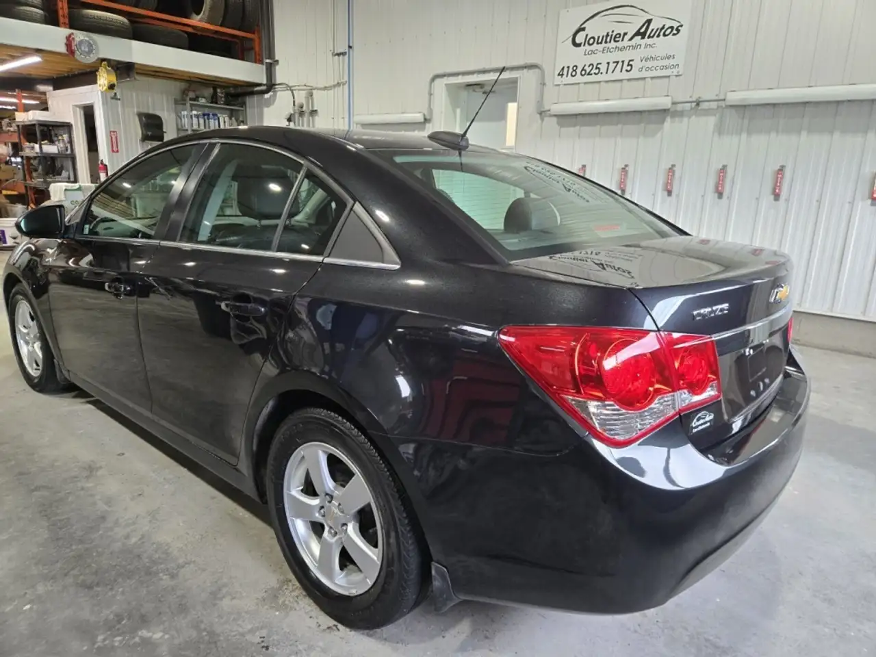Chevrolet Cruze photo Chevrolet Cruze