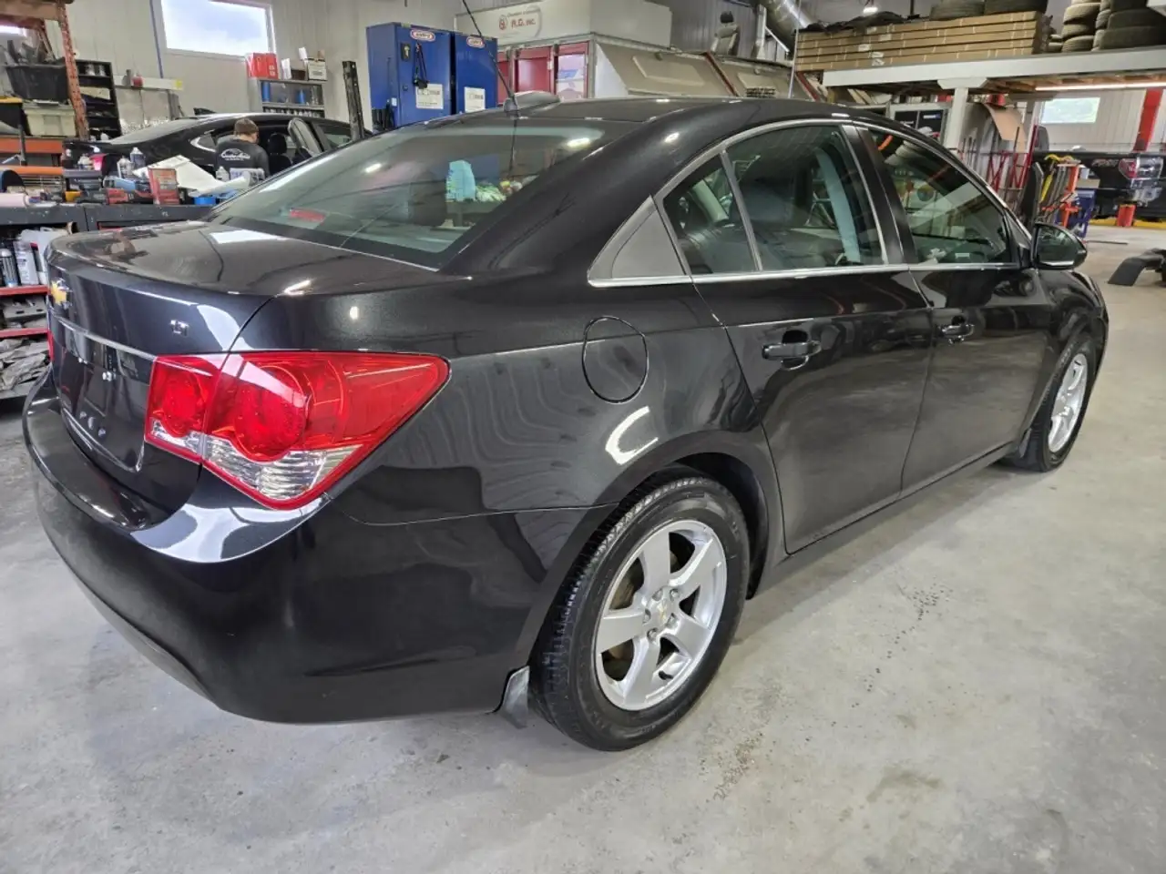 Chevrolet Cruze photo Chevrolet Cruze
