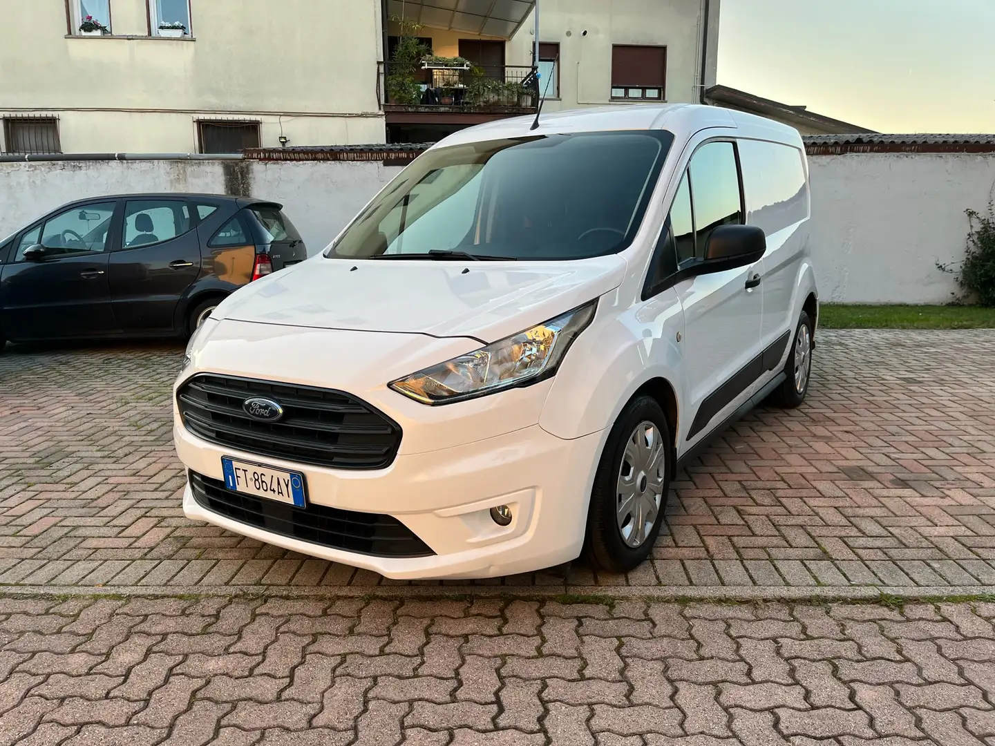 Ford Transit Connect 200 1.5 tdci 120 cv PC furgone Bianco - 1