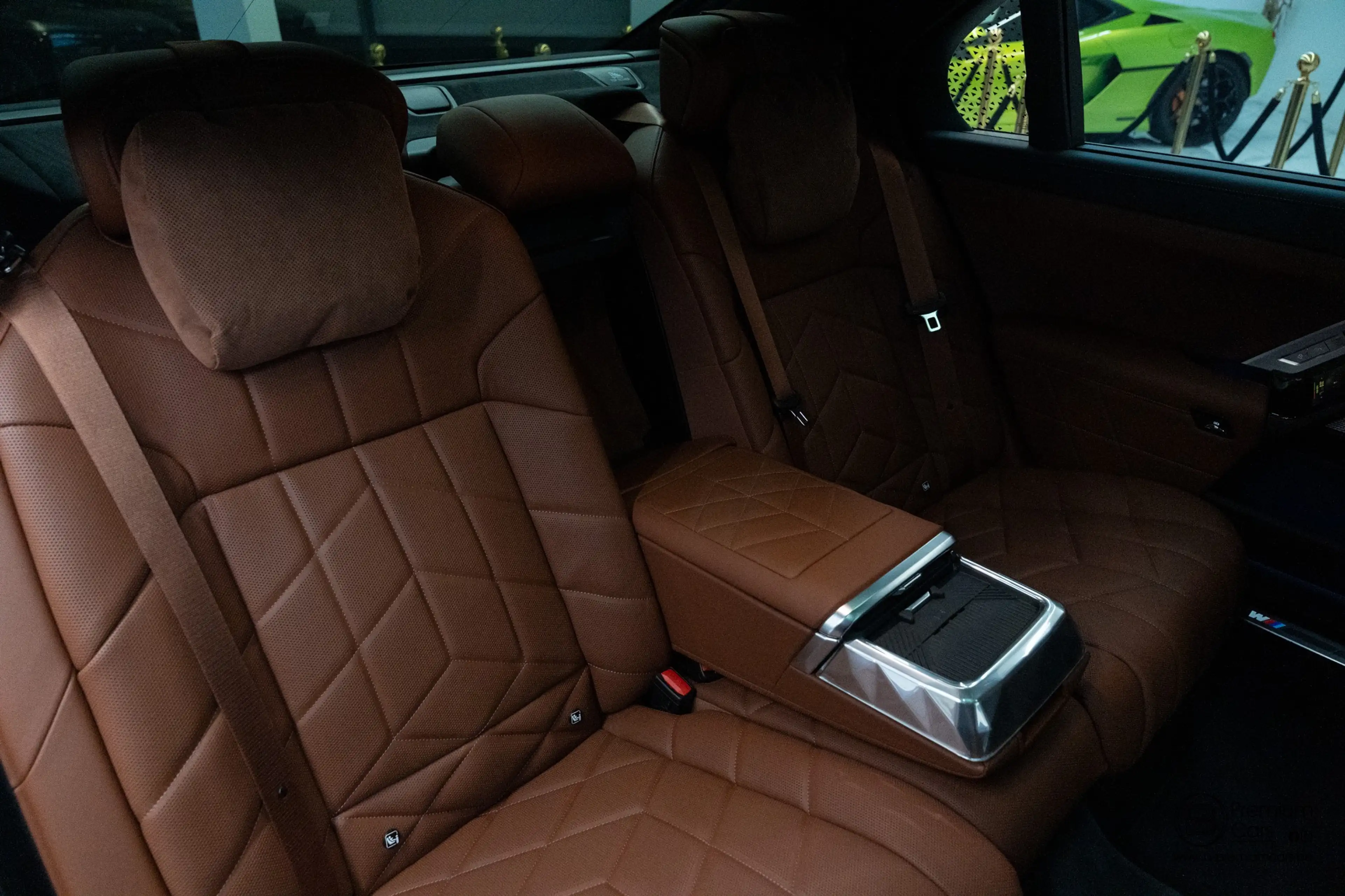 BMW 760 xDrive Individual! MEGA FULL OPTIONS! — photo 31