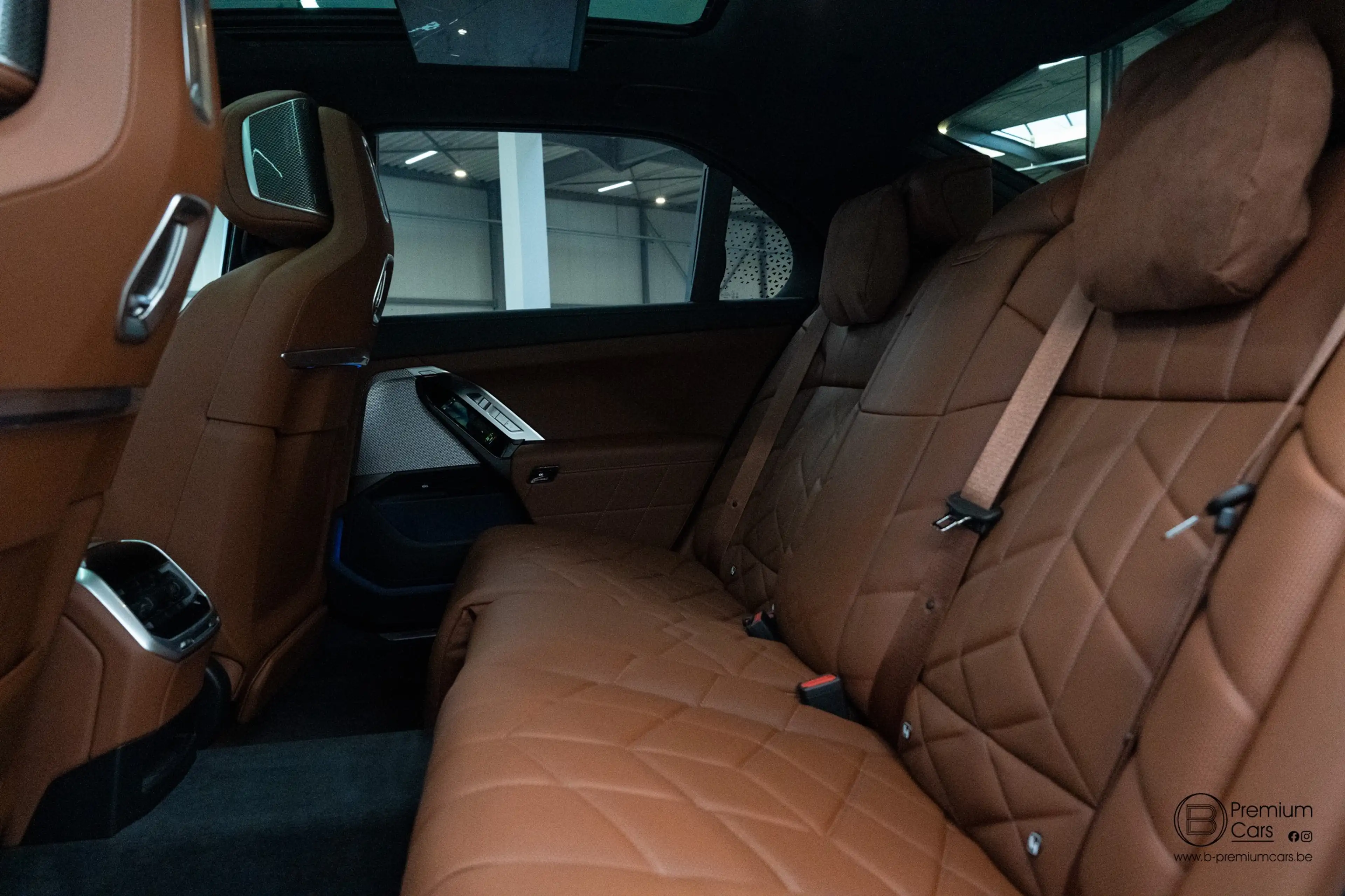 BMW 760 xDrive Individual! MEGA FULL OPTIONS! — photo 24