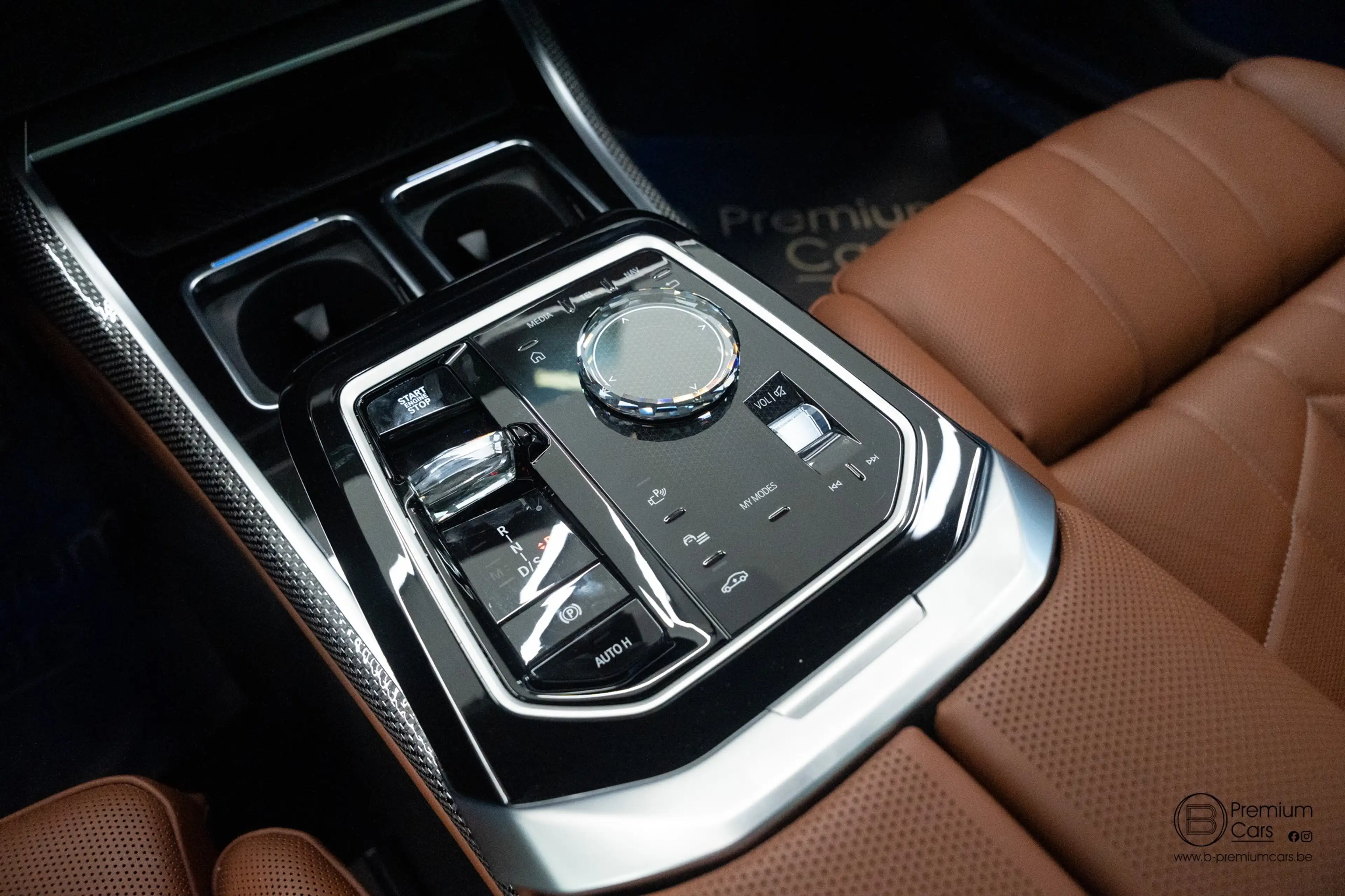 BMW 760 xDrive Individual! MEGA FULL OPTIONS! — photo 38