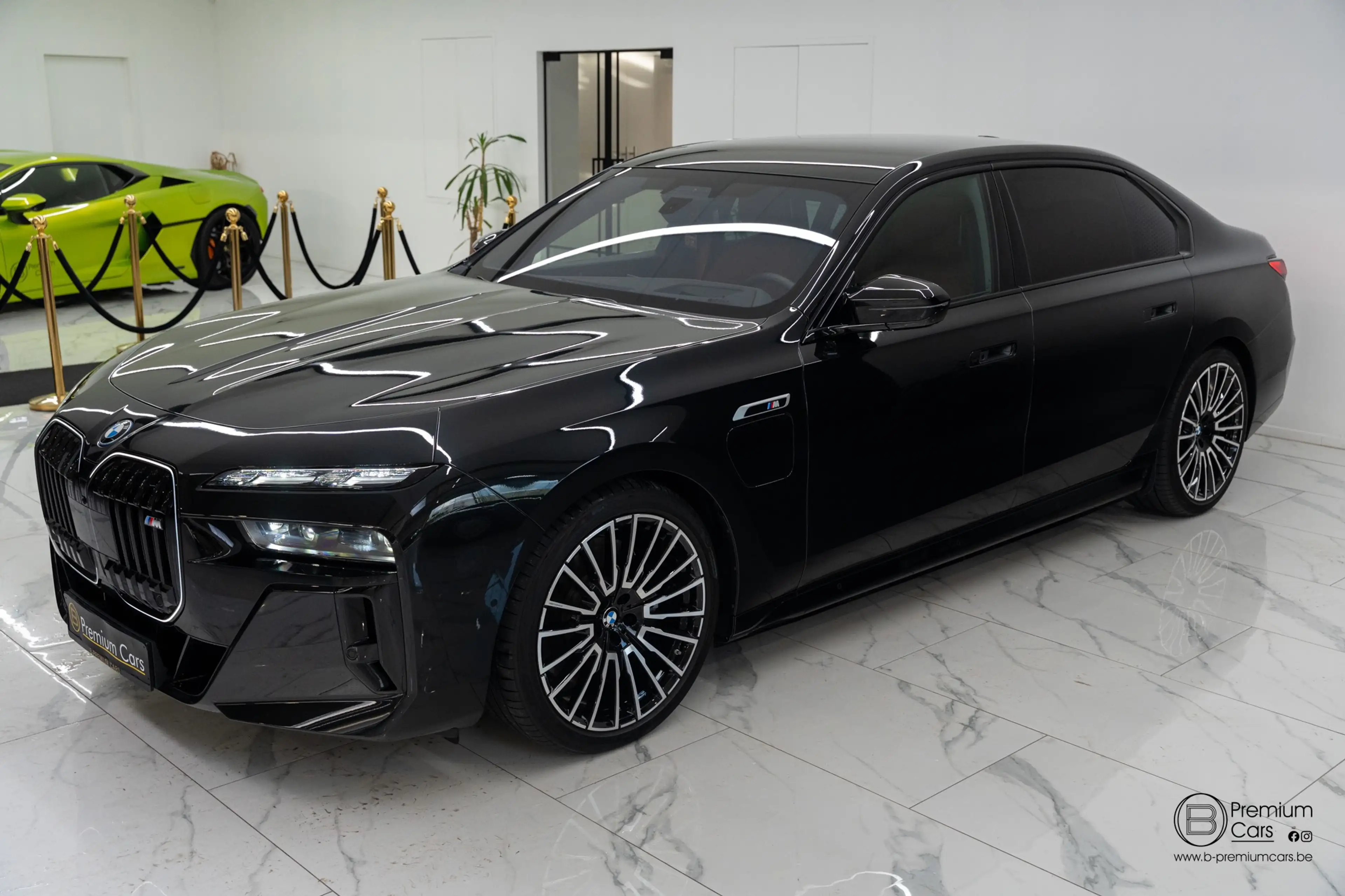 BMW 760 xDrive Individual! MEGA FULL OPTIONS! — photo 4