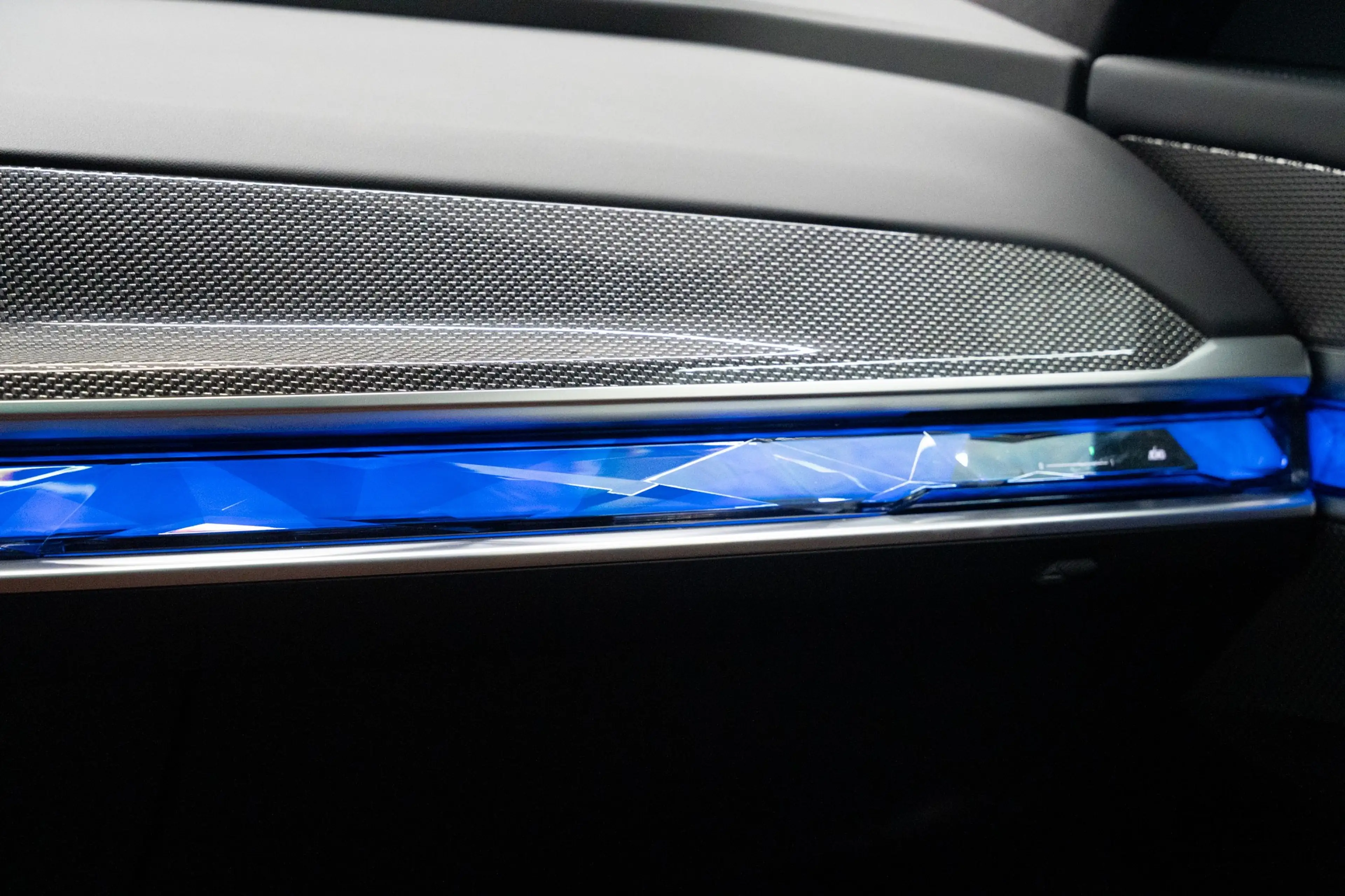 BMW 760 xDrive Individual! MEGA FULL OPTIONS! — photo 29
