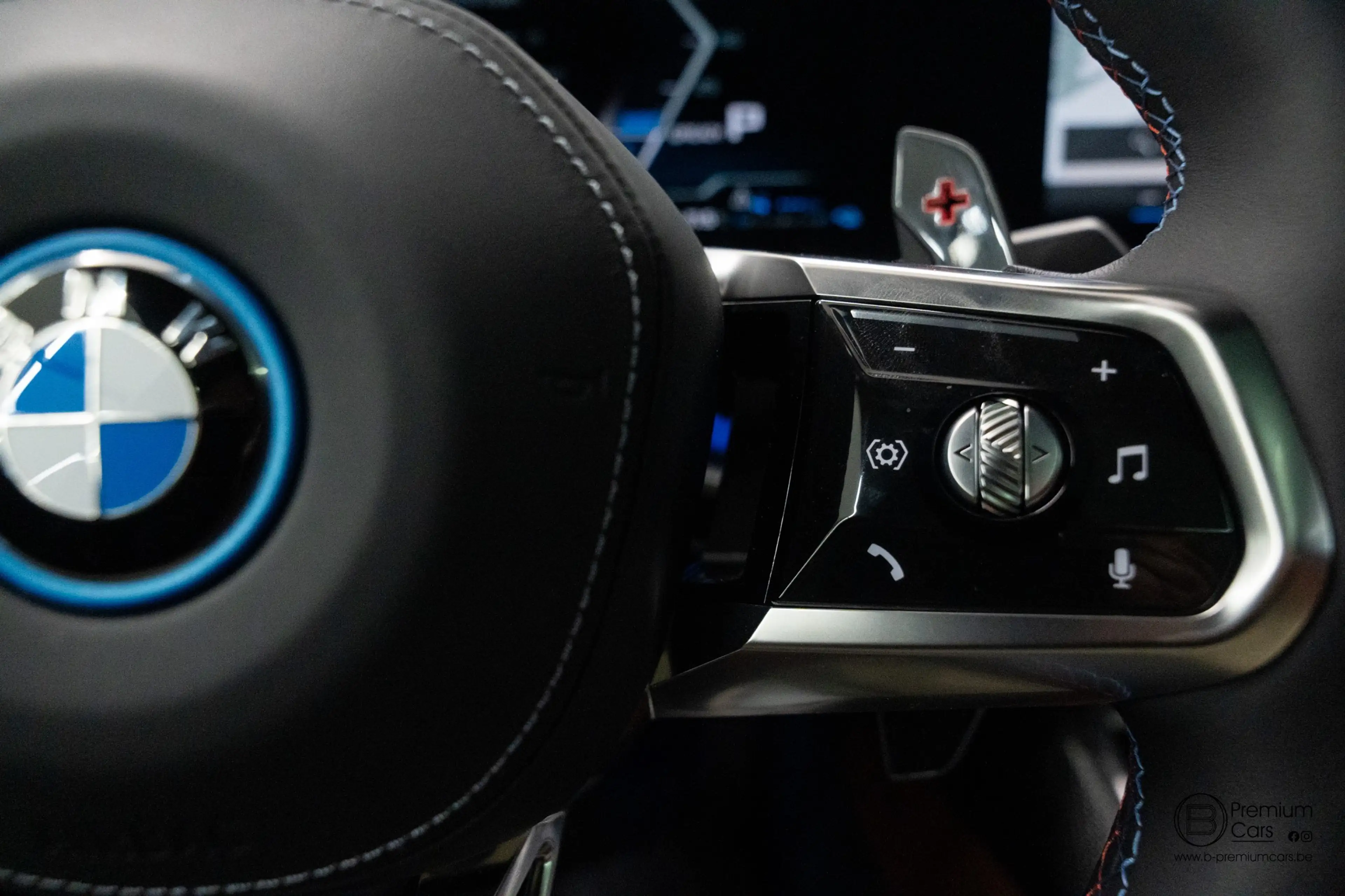 BMW 760 xDrive Individual! MEGA FULL OPTIONS! — photo 37
