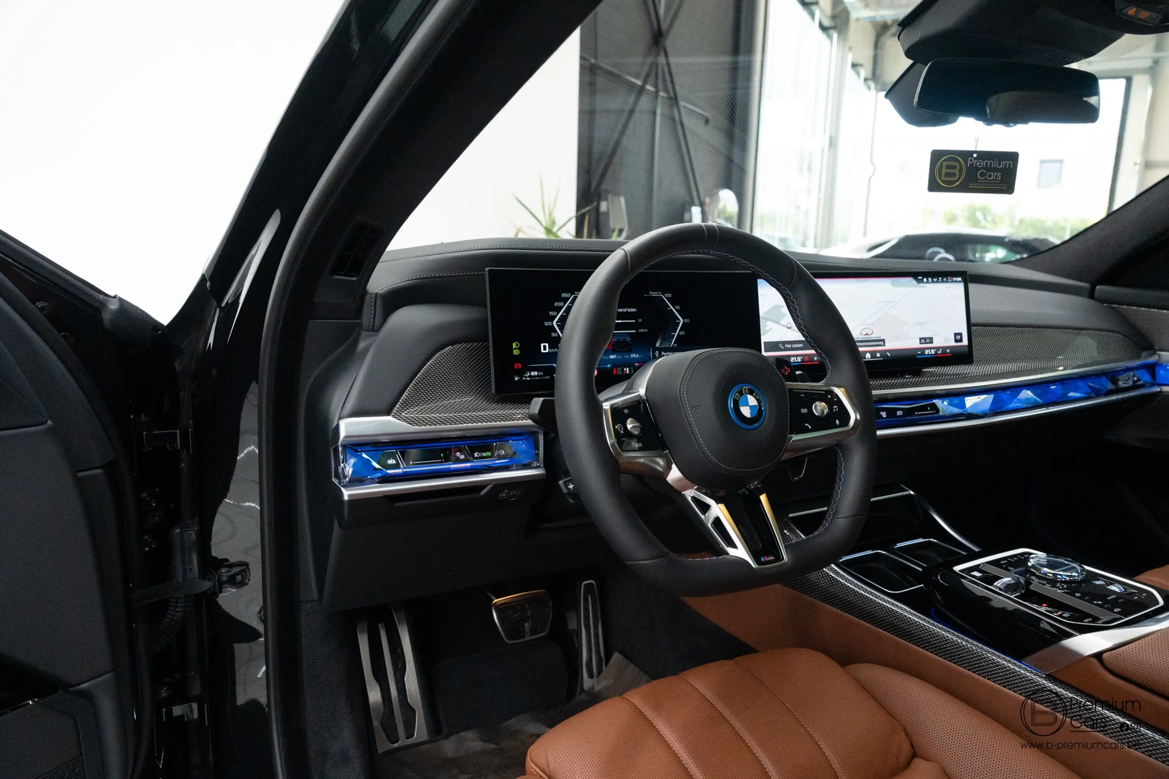 BMW 760 xDrive Individual! MEGA FULL OPTIONS! — photo 10