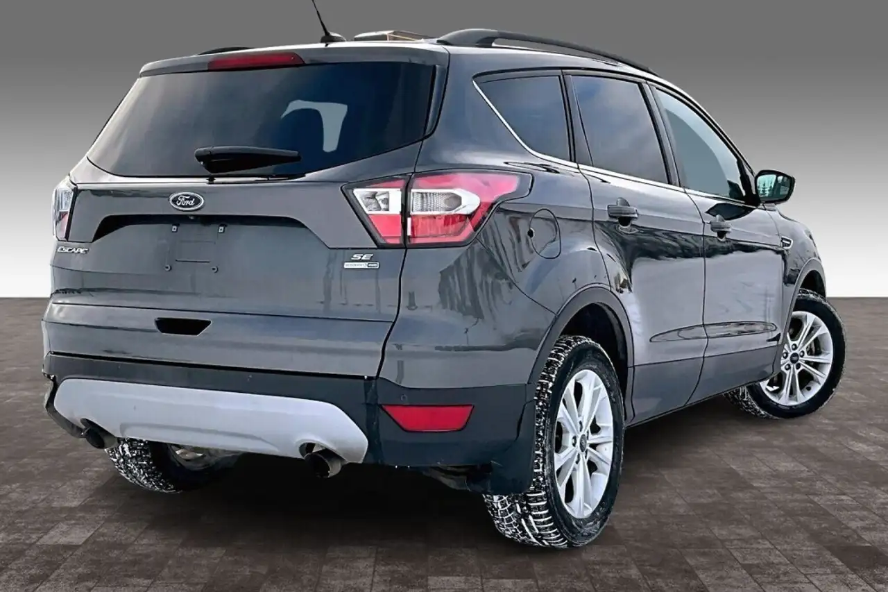 Ford Escape снимка Ford Escape