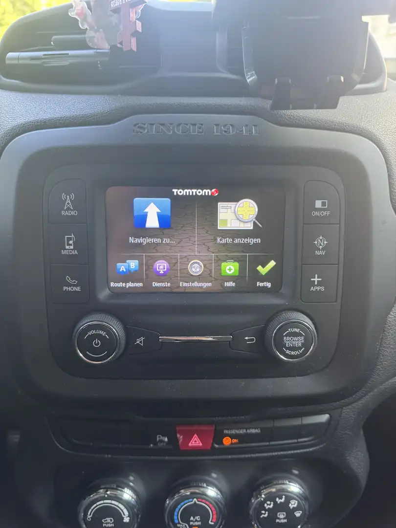 Jeep Renegade 1.6 MultiJet Night Eagle - 2