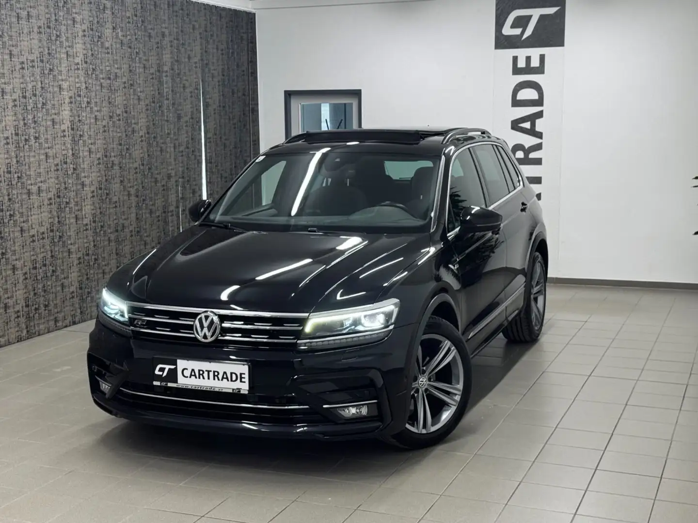 Volkswagen Tiguan 2.0 TDI BMT R-LINE 4Motion (EURO 6d-TE Schwarz - 2