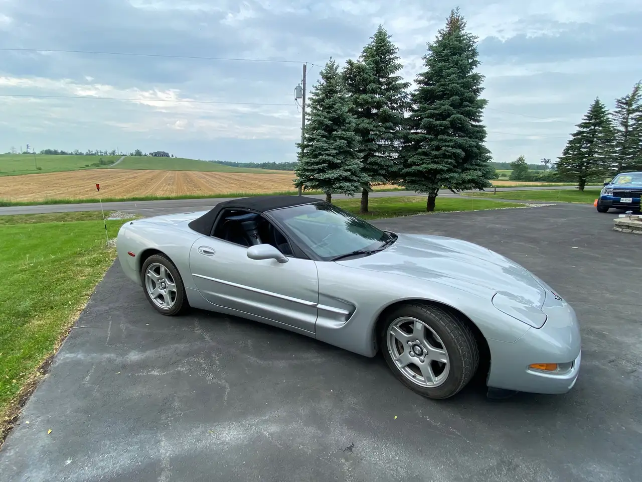 Chevrolet Corvette снимка Chevrolet Corvette