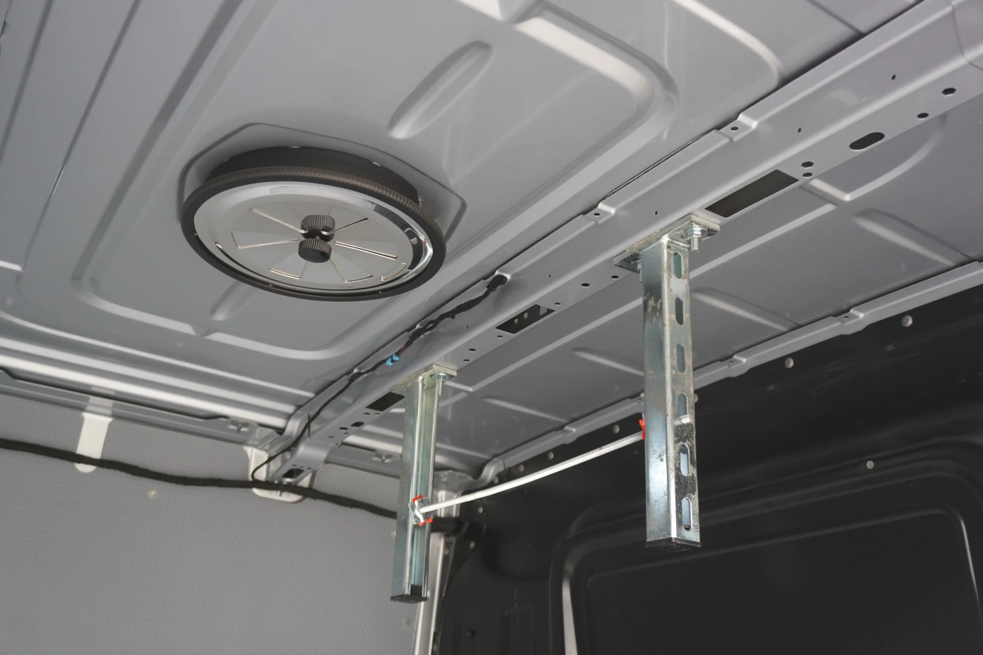 Volkswagen Crafter 140pk Automaat L3H2/L2H1 Apple carplay Trekhaak Na — photo 11