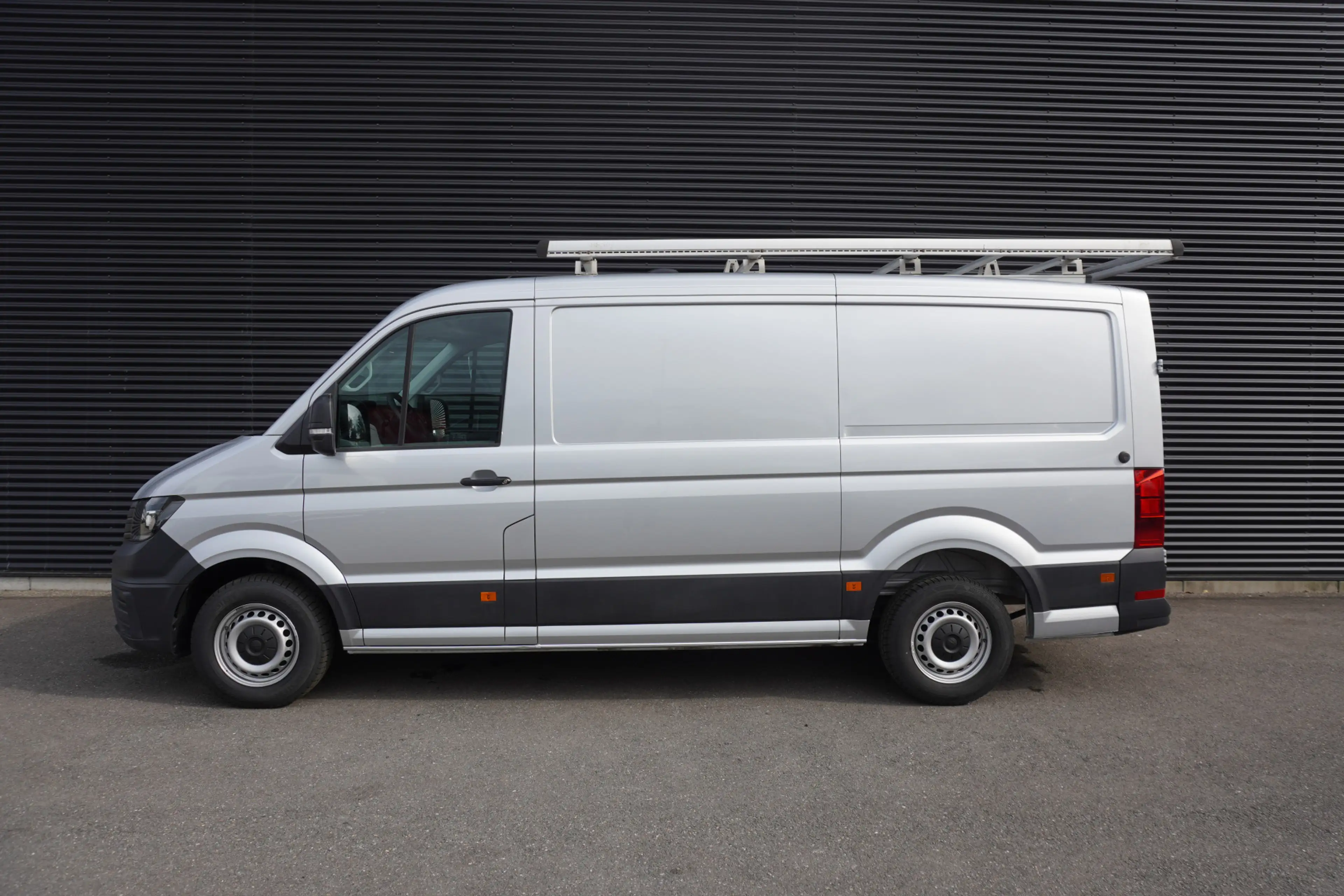 Volkswagen Crafter 140pk Automaat L3H2/L2H1 Apple carplay Trekhaak Na — photo 5