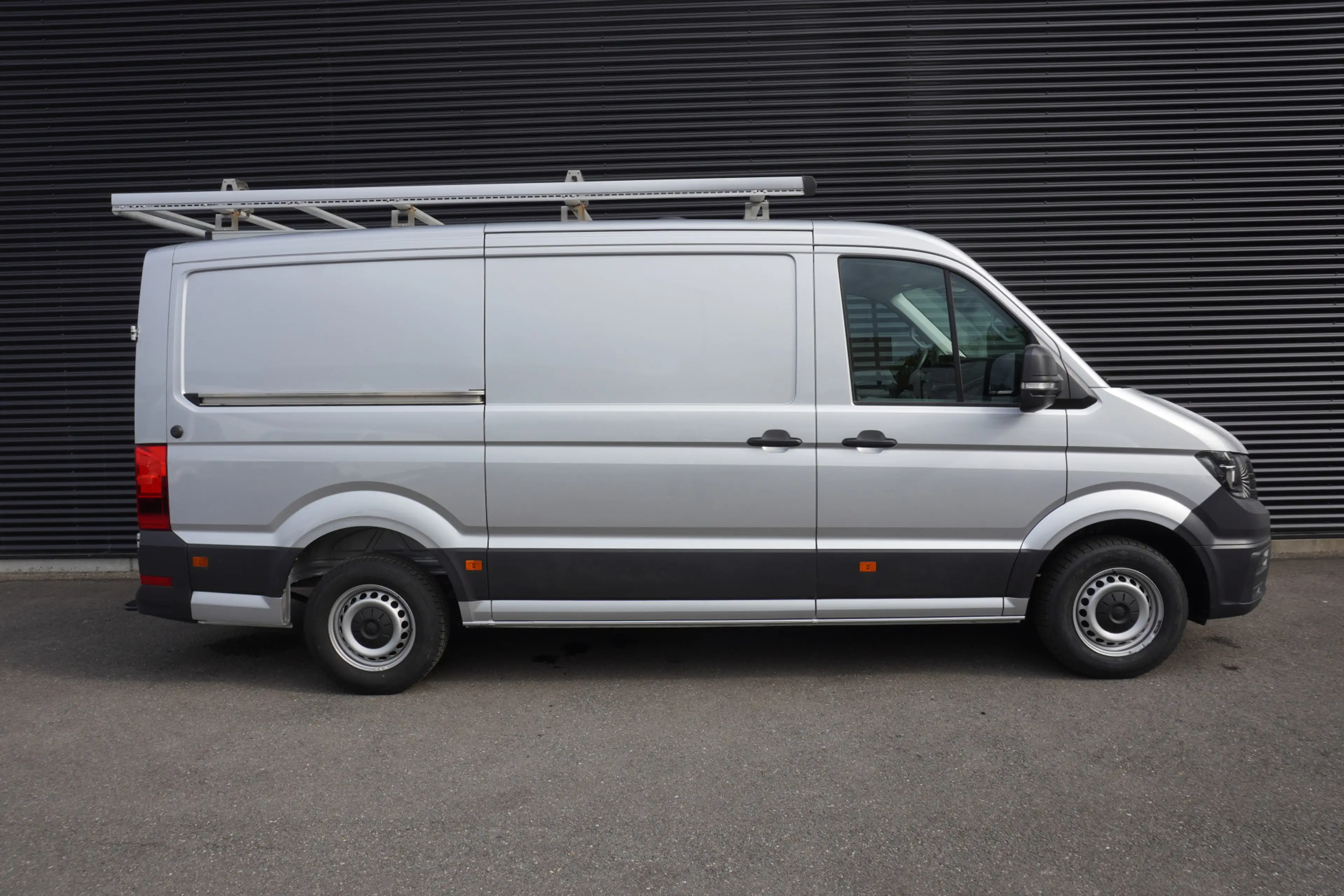 Volkswagen Crafter 140pk Automaat L3H2/L2H1 Apple carplay Trekhaak Na — photo 10