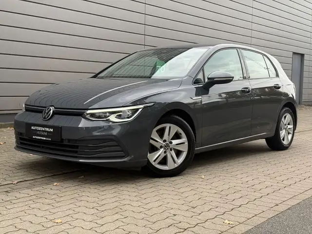 Volkswagen Golf VIII Lim. Life *HU/AU NEU*SHZ*