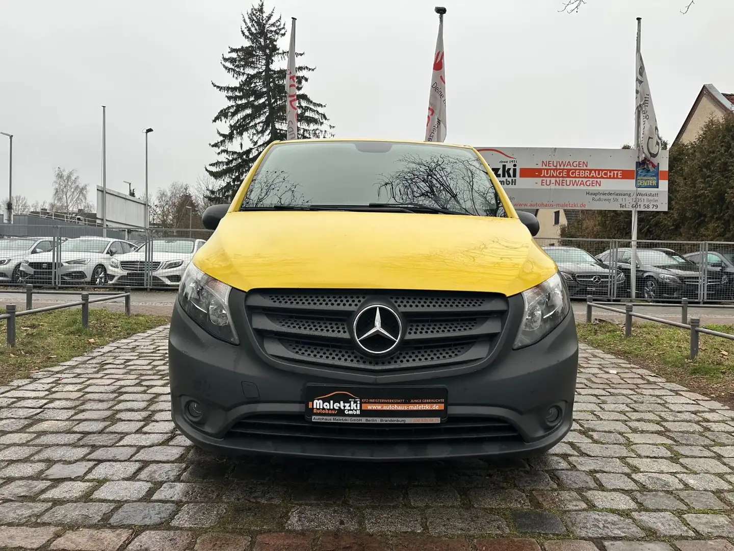 Mercedes-Benz Vito 116 CDI Kasten Lang*Kamera*StHz*AHK * Gelb - 2
