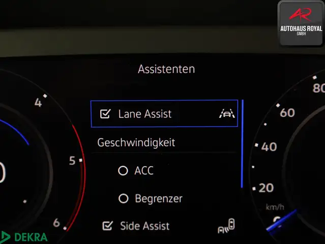 Volkswagen Tiguan view 17