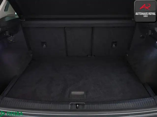 Volkswagen Tiguan view 13