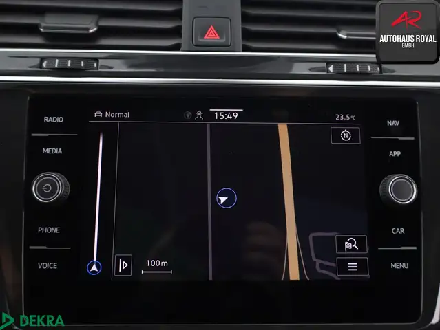 Volkswagen Tiguan view 18