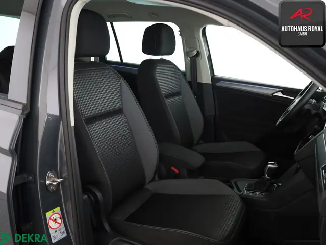 Volkswagen Tiguan view 11