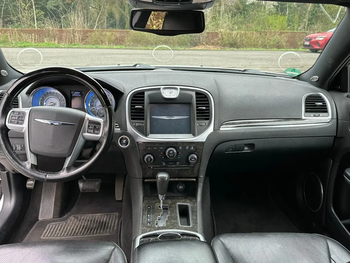 Chrysler 300C 5.7 V8 Hemi Weiß - 1