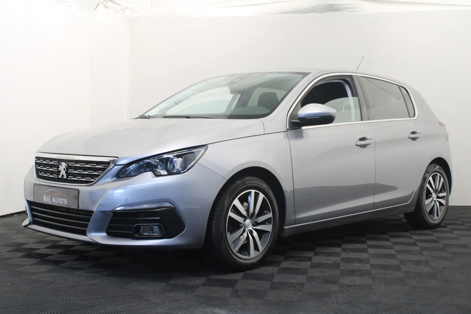 Peugeot 308 1.2 PureTech Allure |Navi|Camera| Grau - 1