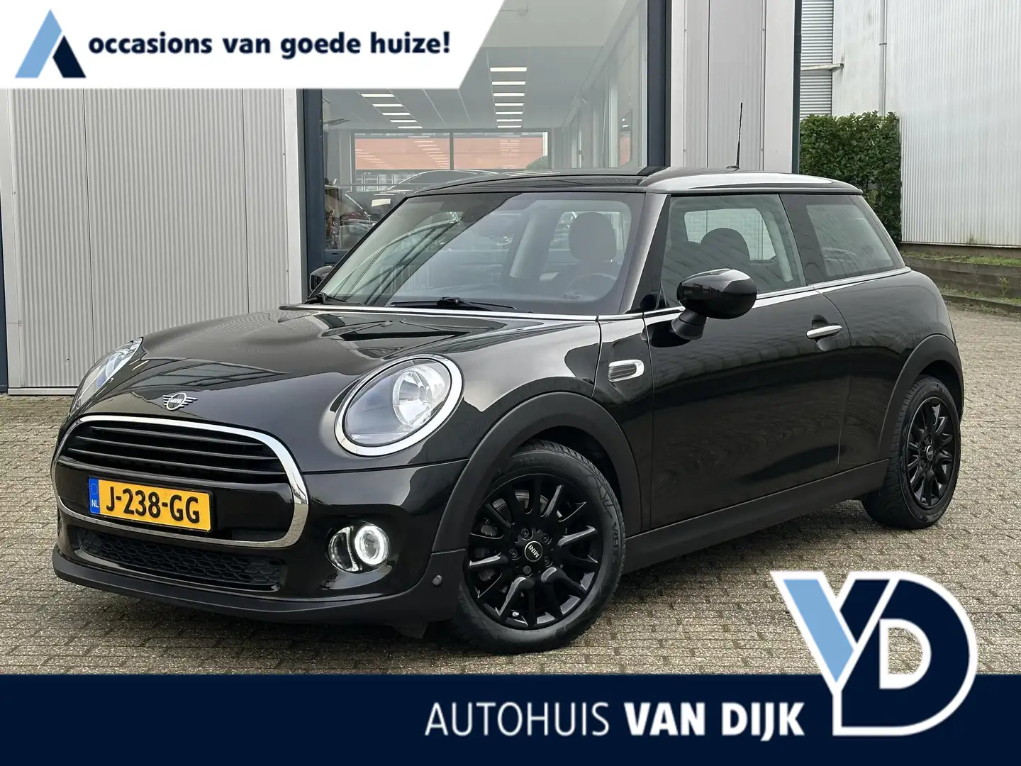 MINI Cooper 1.5 Aut. 136pk Pepper | Navi/Airco/Cruise/PDC/16-i Zwart - 1