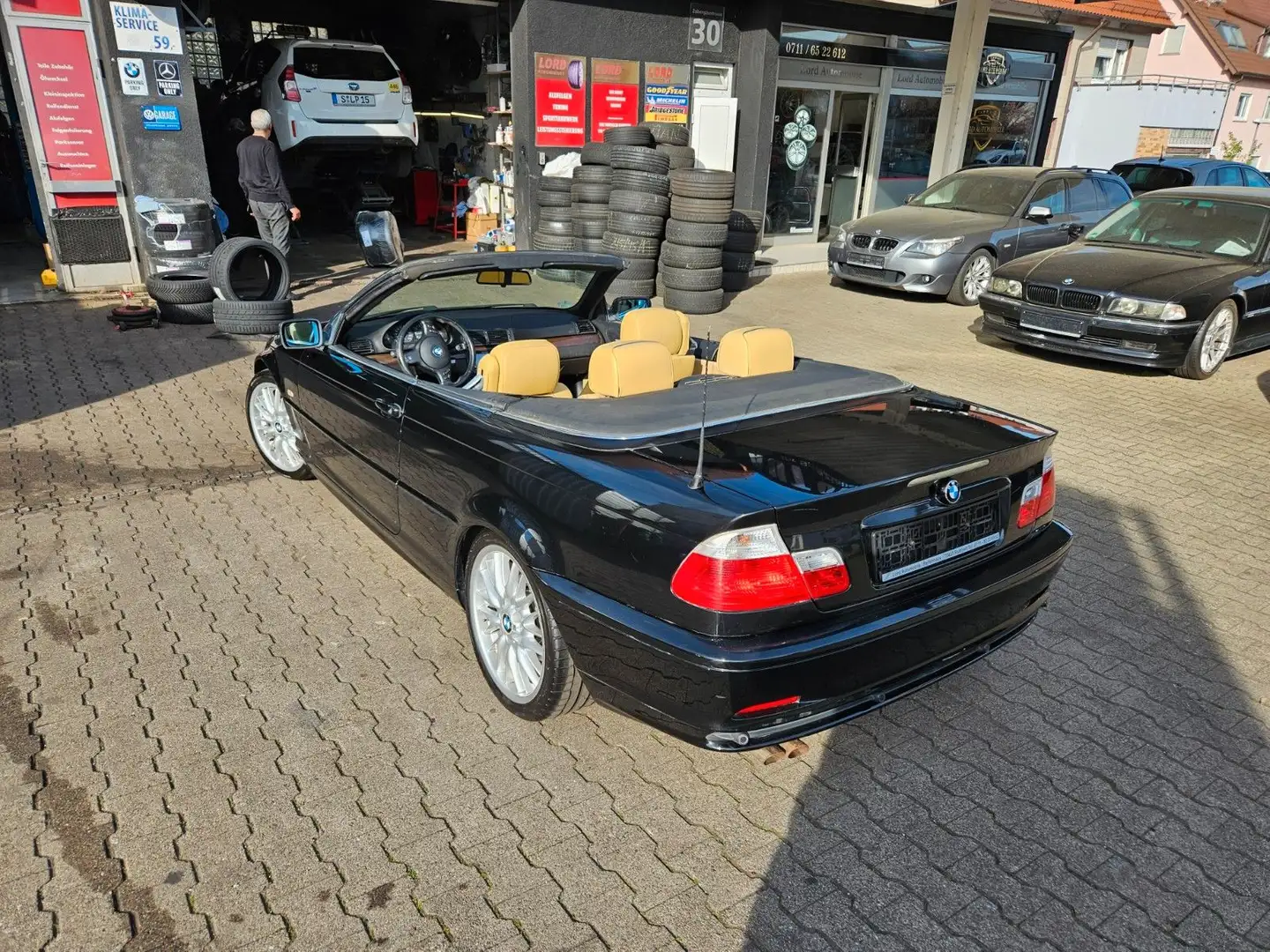 BMW 320 Ci Cabrio  LederBeige-Top Zustand  18"M Sport Noir - 2