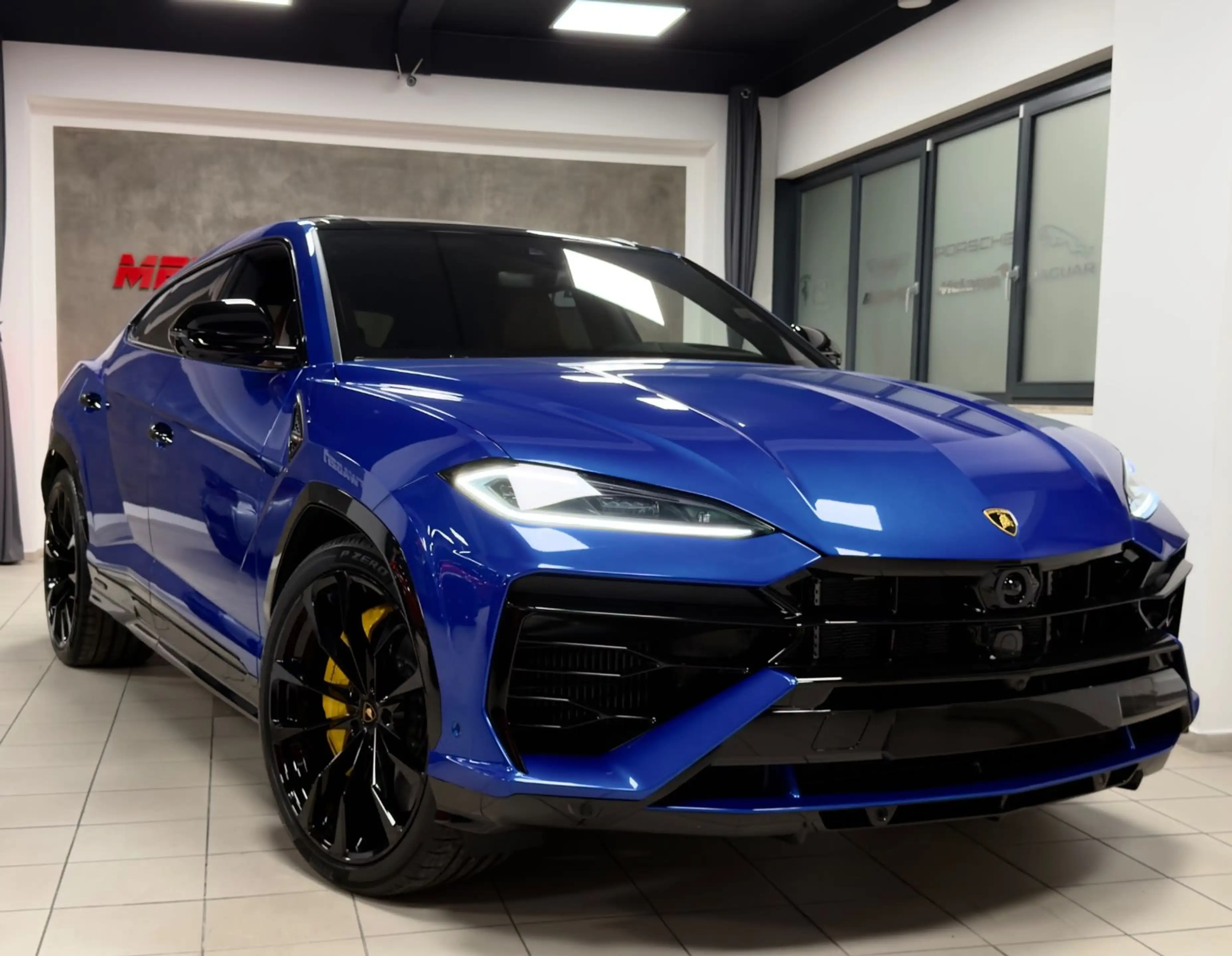 Lamborghini Urus URUS SE CARBON B&O MASSAGE PANO HEADUP FULLOPT!! — photo 4