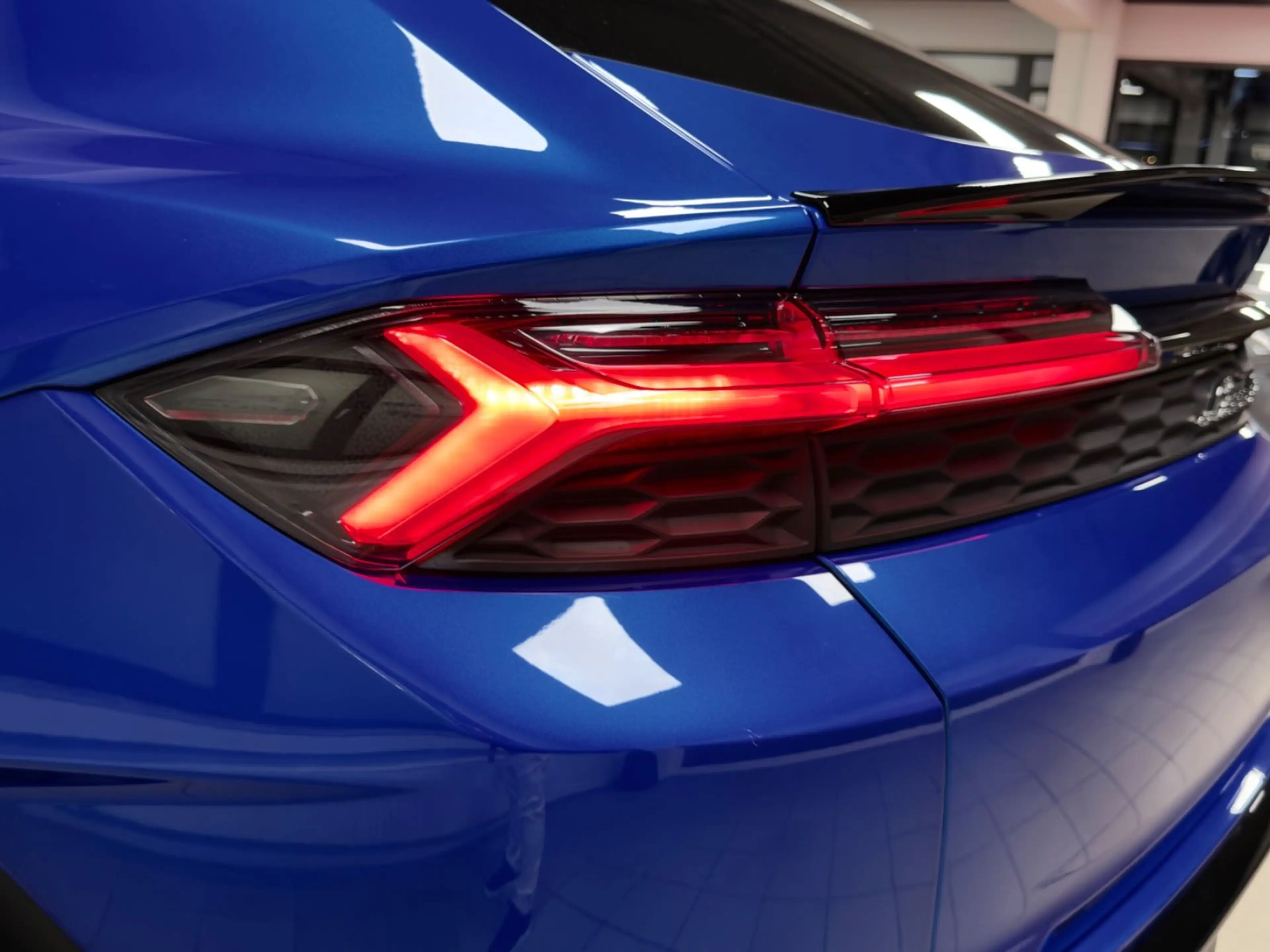 Lamborghini Urus URUS SE CARBON B&O MASSAGE PANO HEADUP FULLOPT!! — photo 12