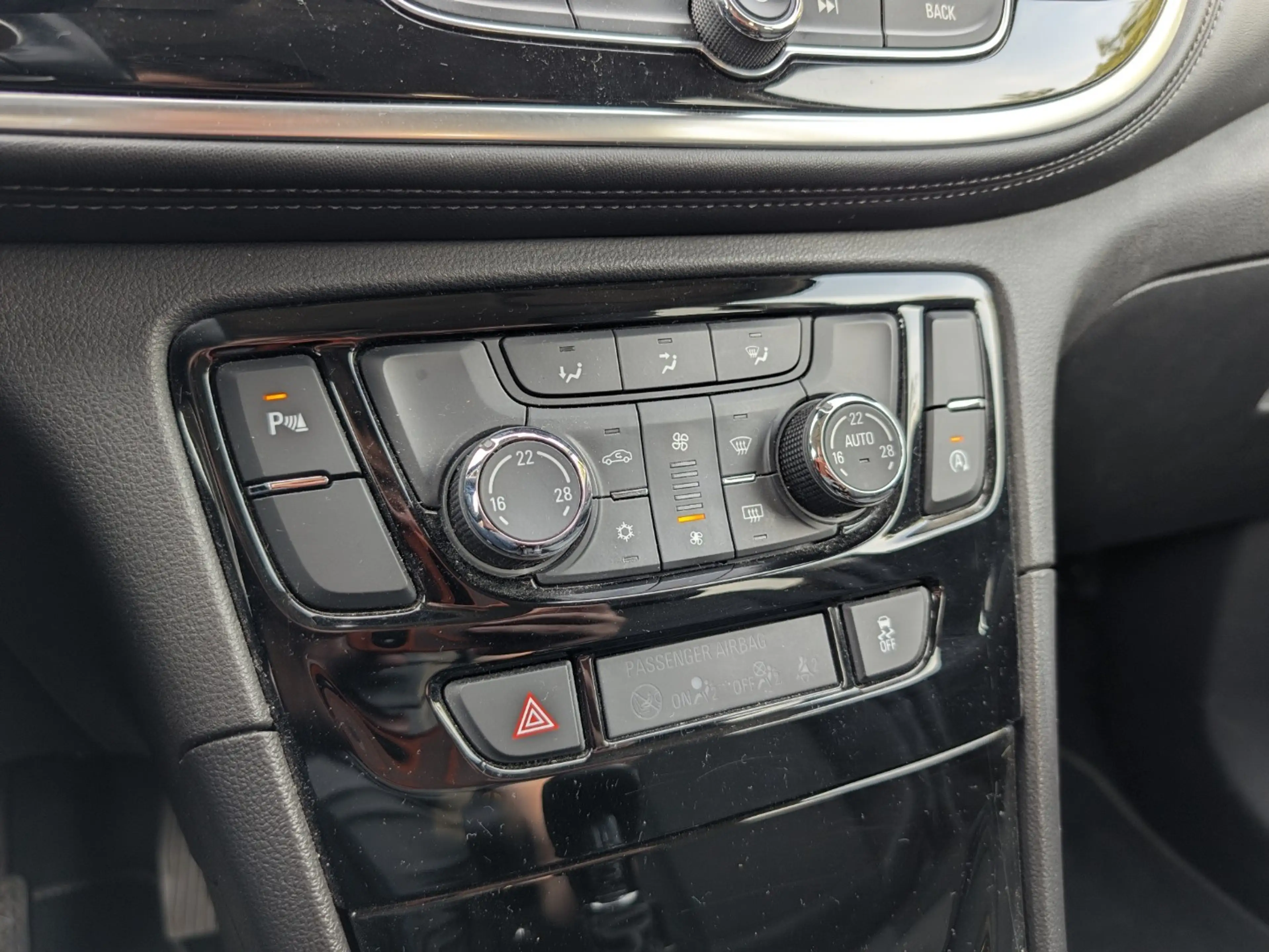 Opel Mokka X 1.4 Turbo Innovation | Trekhaak | Navi | Camera | — photo 11