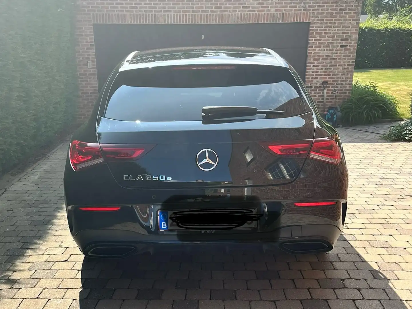 Mercedes-Benz CLA 250 CLA 250 e Shooting Brake AMG Night MBUX Noir - 2