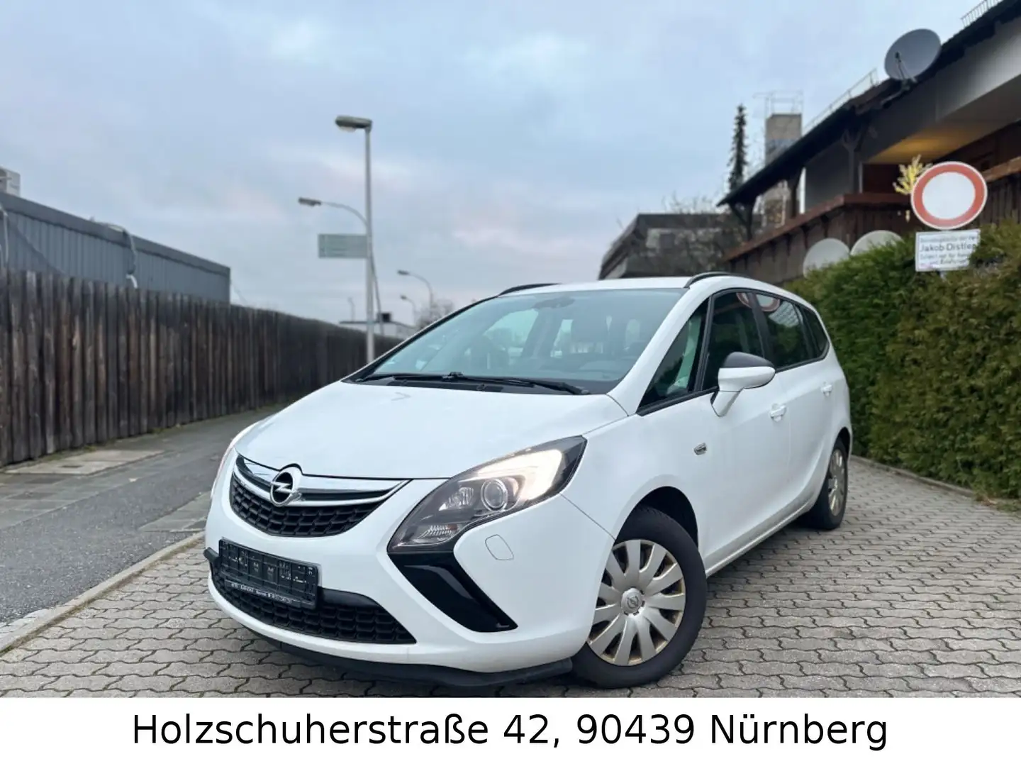 Opel Zafira C Tourer Edition*Navi*Bi-Xenon*Klima* Білий - 1