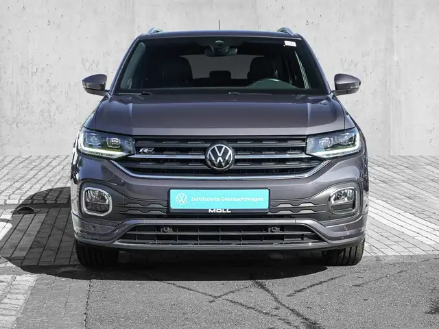 Volkswagen T-Cross view 3
