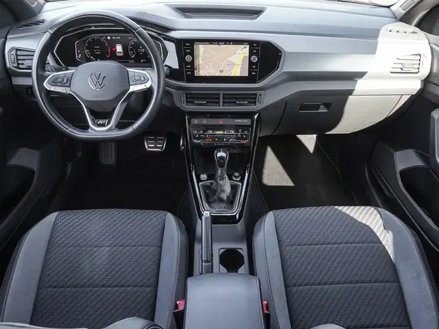 Volkswagen T-Cross view 10