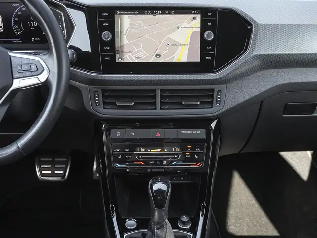 Volkswagen T-Cross view 12