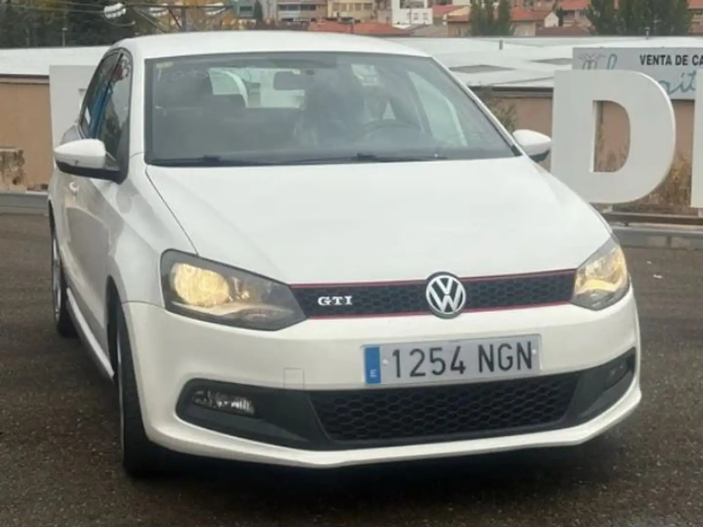 Volkswagen Polo 1.4TSI GTI DSG - 1
