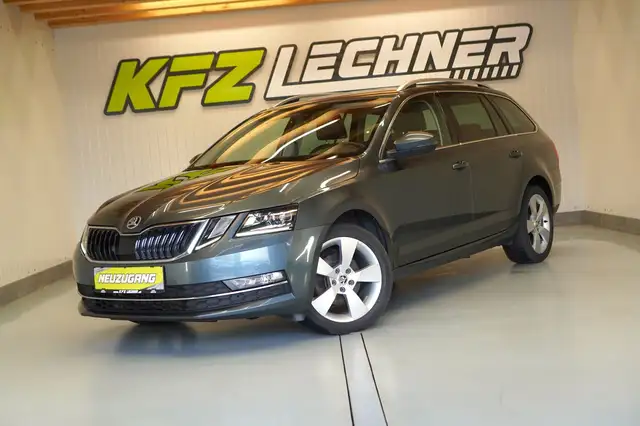 Skoda Octavia view 8