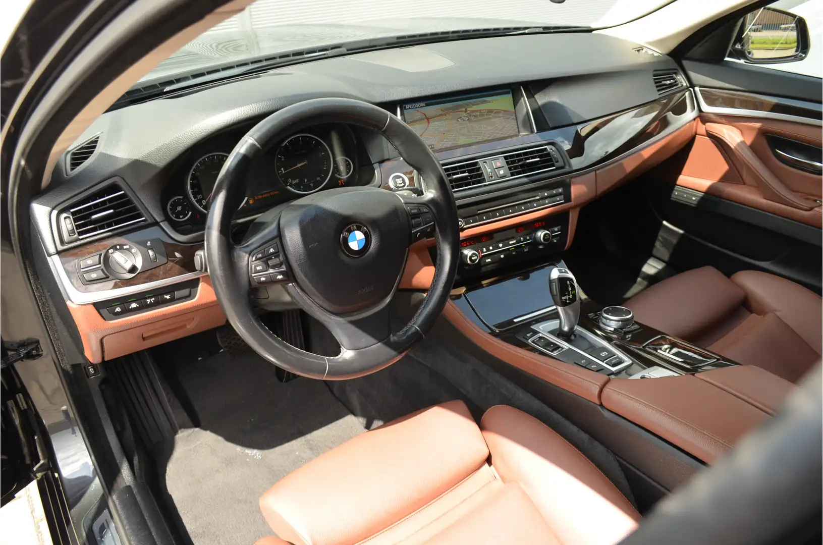 BMW 520 5-serie Touring 520I LUXURY EDITION | LUCHTVERING Grijs - 2