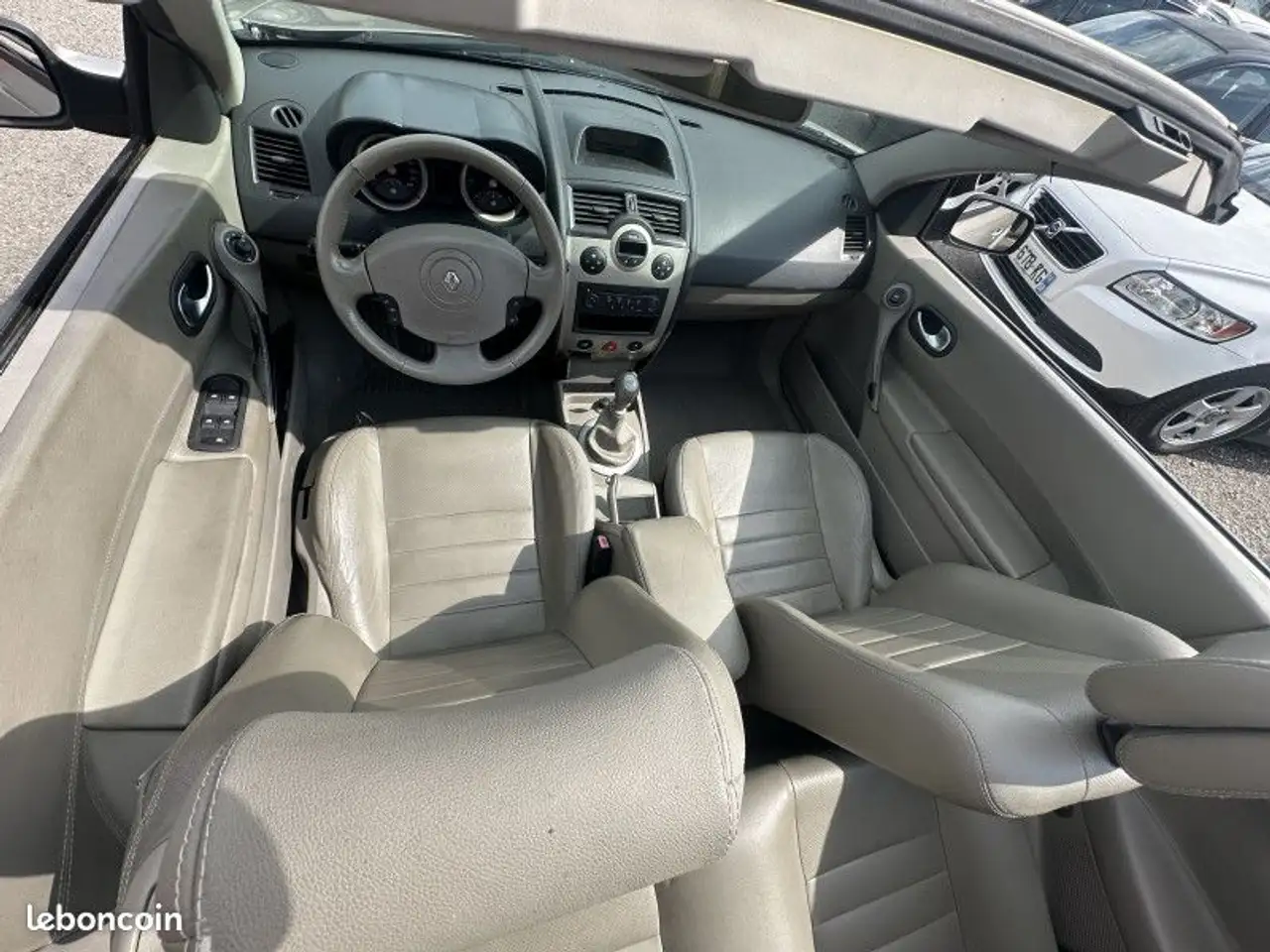 Renault Megane Coupé-Cabriolet — photo 14