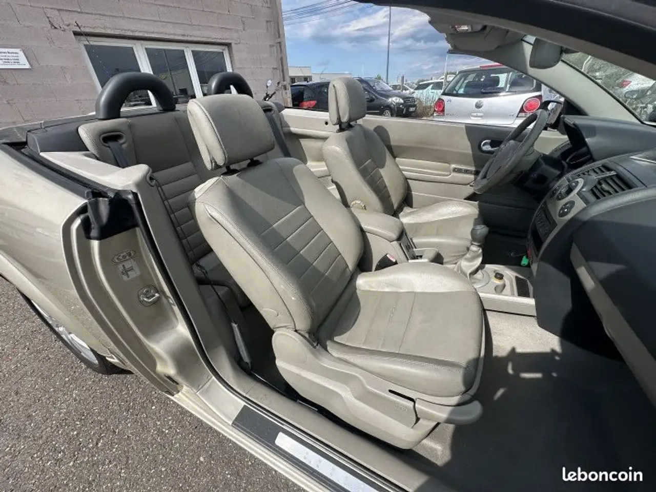 Renault Megane Coupé-Cabriolet — photo 16
